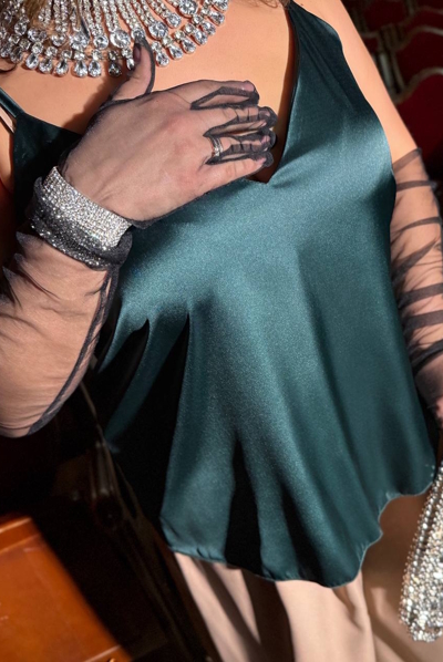 Майка з шовку "Апогея" смарагд