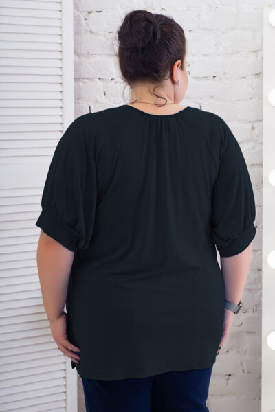 Блуза великих розмірів "Конвалія" чорна