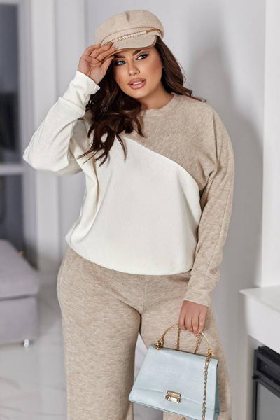 Костюм з ангори "Сельма" бежевий