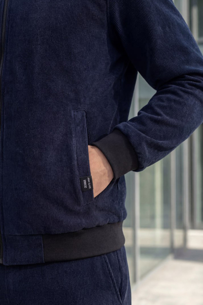 Чоловічий костюм "Тріумф" темно-синій