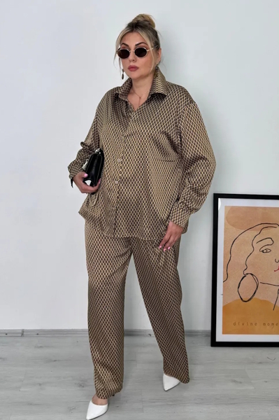 Костюм з шовку "Аміна" карамель