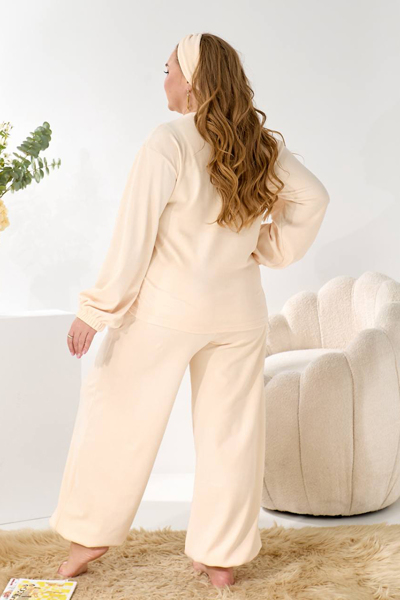 Костюм "Аманда" молочний