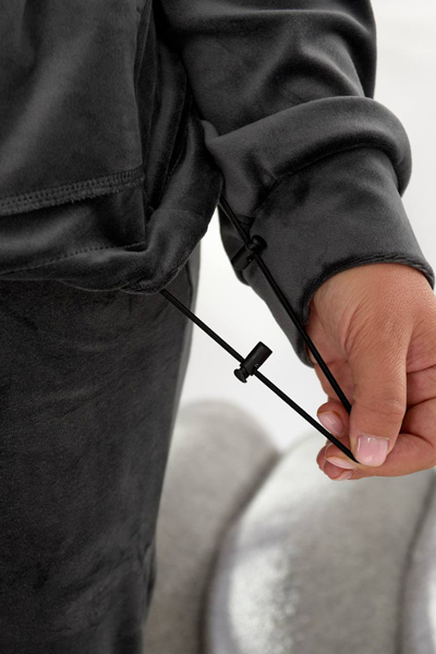 Костюм з велюру "Еллі" графітовий