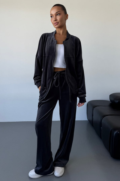 Костюм з велюру "Дакота" графітовий