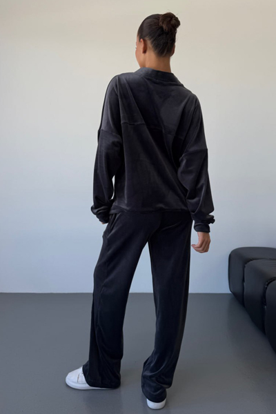 Костюм з велюру "Дакота" графітовий Костюм з велюру "Дакота" графітовий