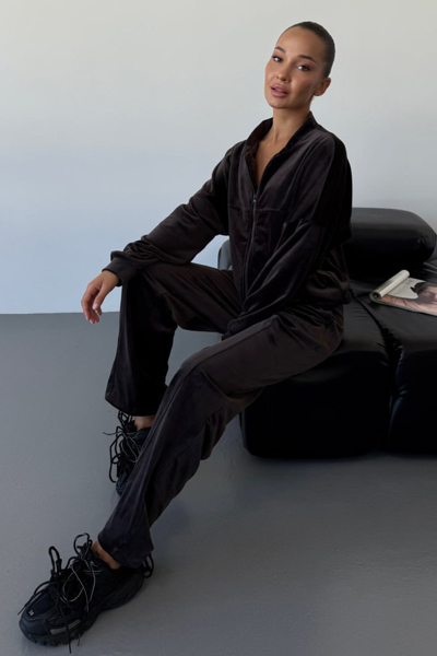 Костюм з велюру "Дакота" шоколадний