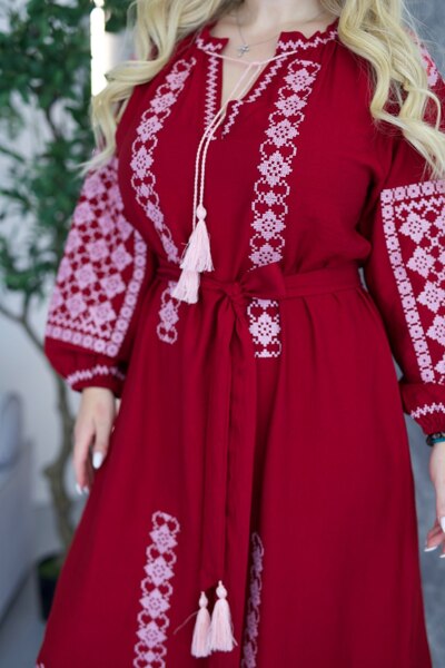 Плаття з вишивкою "Гуцулянка" червоне