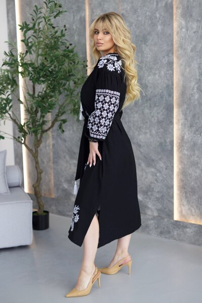 Плаття з вишивкою "Гуцулянка" чорне