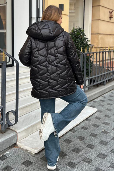 Куртка "Марселіна" чорна