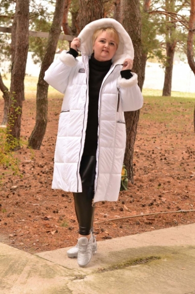 Зимове пальто великих розмірів "Каролін" біле