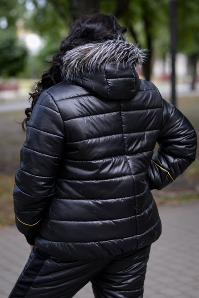 Зимова куртка великих розмірів "Річі" чорна