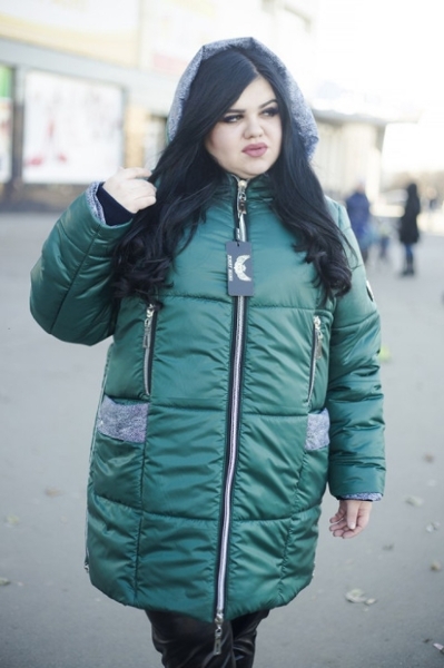 Зимова куртка великих розмірів "Таяна" зелена
