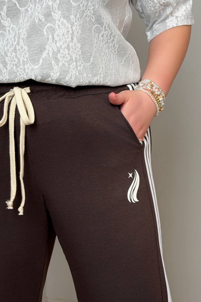Спортивні штани "Сінтія" шоколад