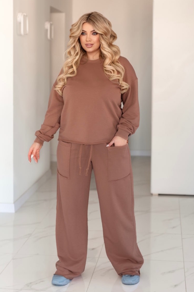 Костюм "Партнер" карамель