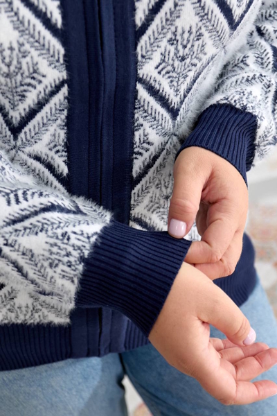 Кофта "Марка" біла Кофта "Марка" біла